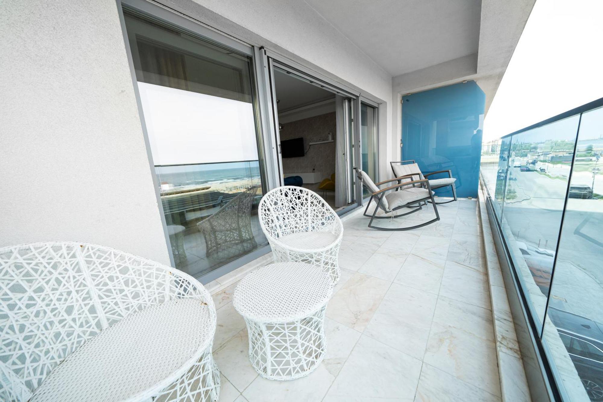 Wave 2 Promenada Apartments นาโวดาริ ภายนอก รูปภาพ